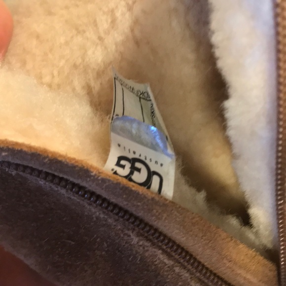 UGG Cargo Brown Zip Up Buckle Boots - Picture 4 of 8